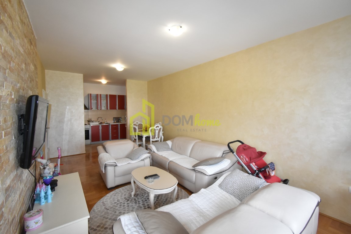 Jednosoban stan 52m2, Tuški put